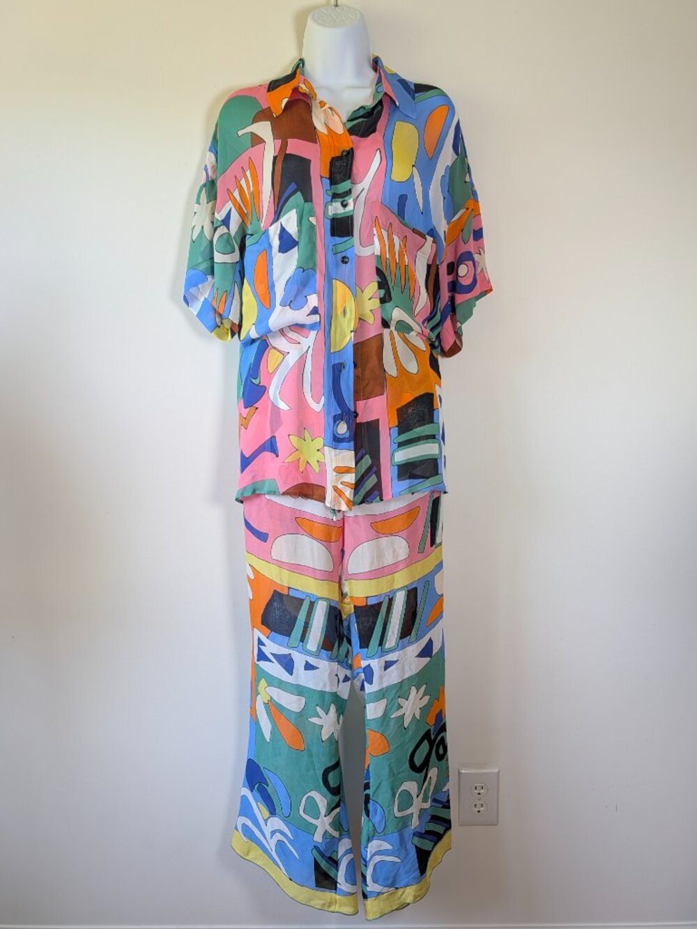 ZARA Multicolor Abstract Print Set NWT – Button-Up Shirt & Wide-Leg Pants L - Picture 9 of 11